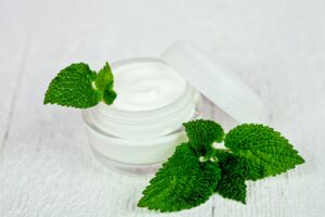 The Secrets to Skin Without Wrinkles and Herbal Anti-Aging Treatments